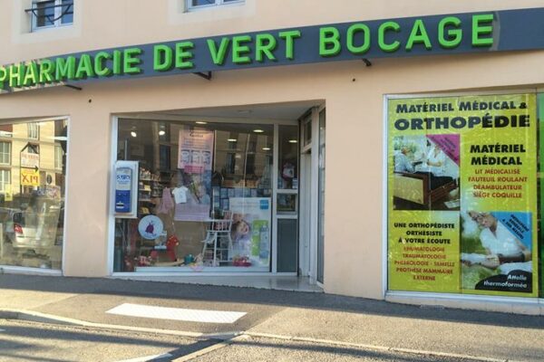 Enseigniste Toulouse , enseigne lumineuse led lettres boitiers signalétique extérieur pharmacie enseigne pharmacie marquage vitrine marquage publicitaire Toulouse