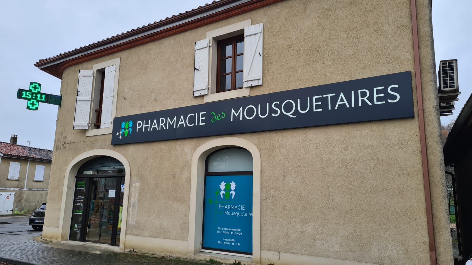 Enseigne-lumineuse-pharmacie-Toulouse-1