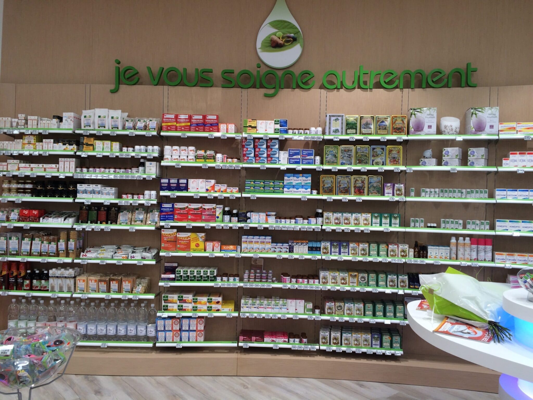 LETTRES-INTERIEUR-PHARMACIE-1