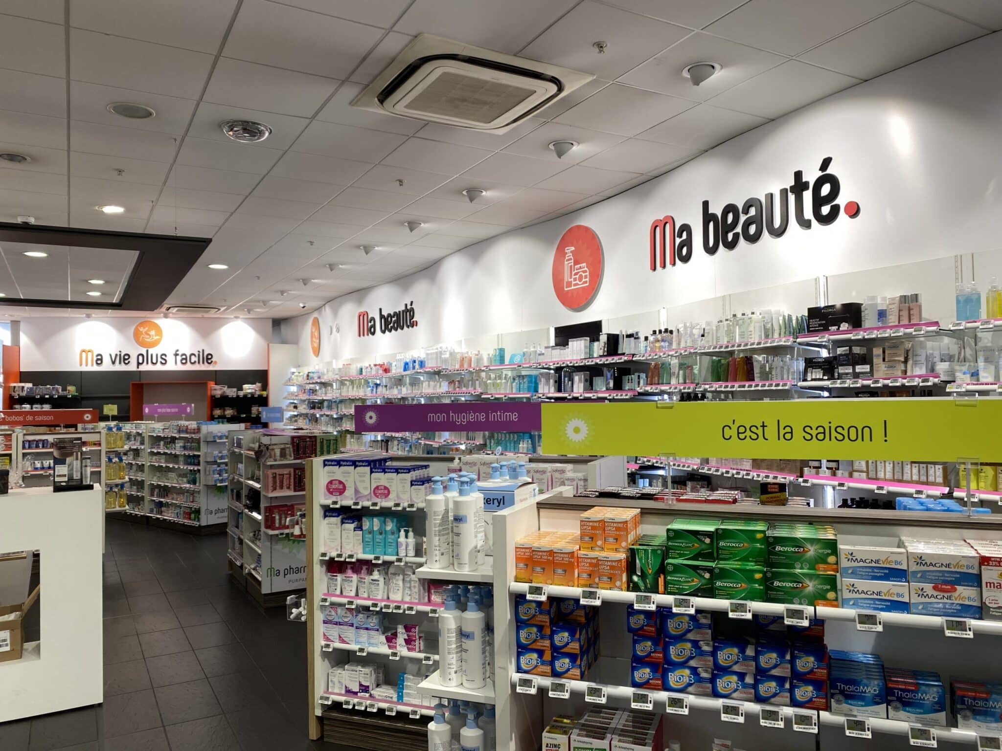 Signaletique-Toulouse-enseigne-pharmacie-1-scaled