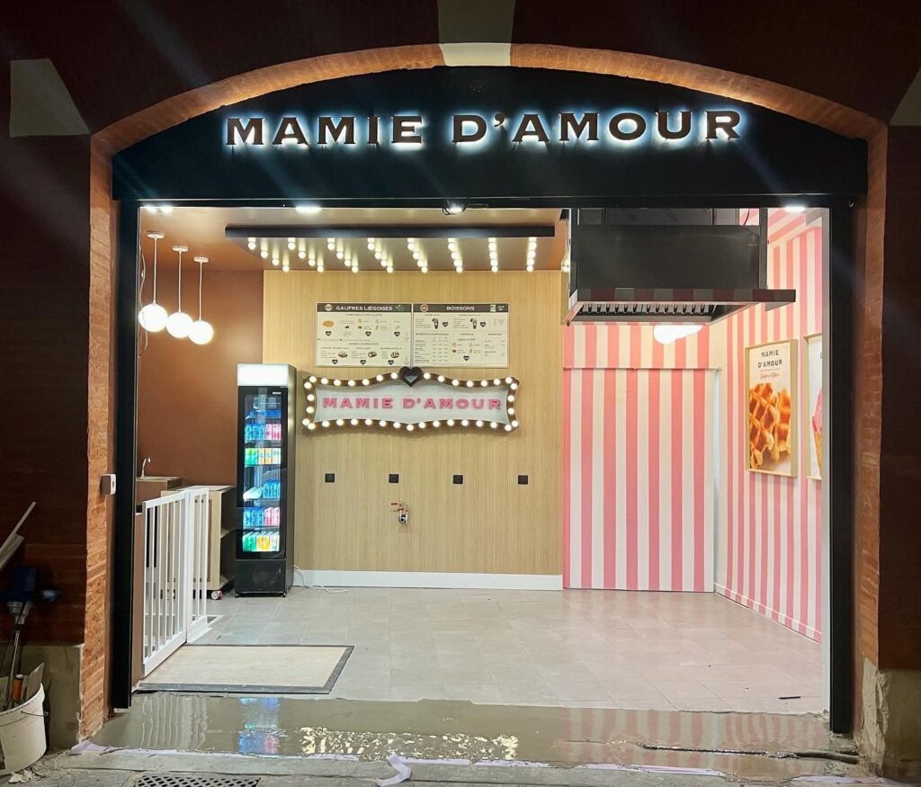 Enseigne restaurant Mamie d'Amour